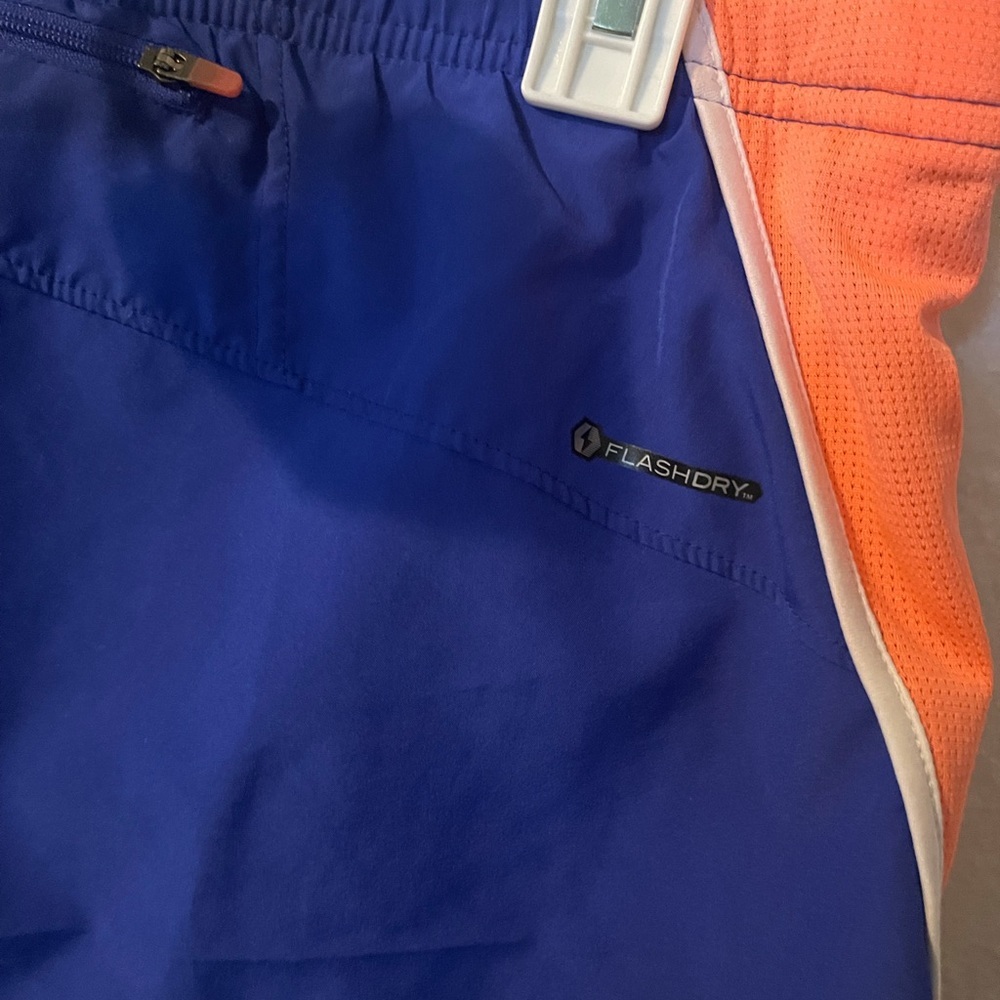 The North Face Shorts - Picture 4 of 6